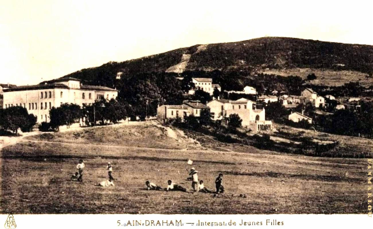 Ain-Draham - Internat de Jeunes Filles.jpg